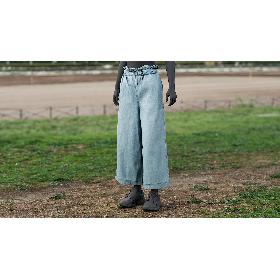 3D model Women's Pants 4